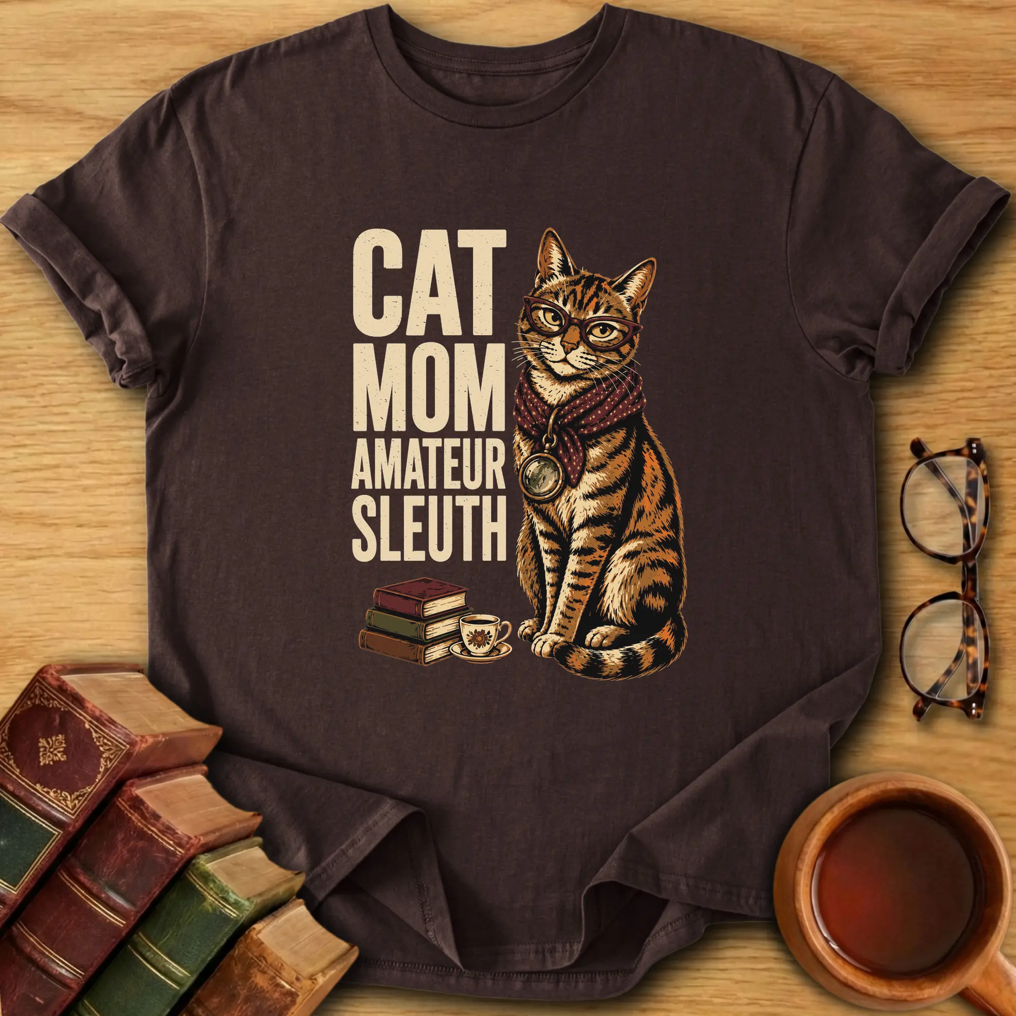 Cat Mom, Amateur Sleuth T-Shirt